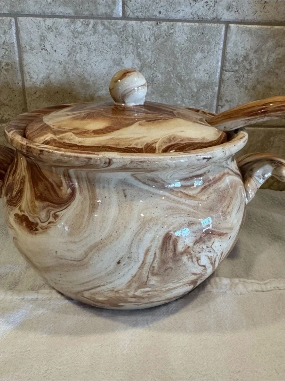 Vintage Emil Cahoy Marblestone Soup Tureen Lid Ladle Brown Swirl SD